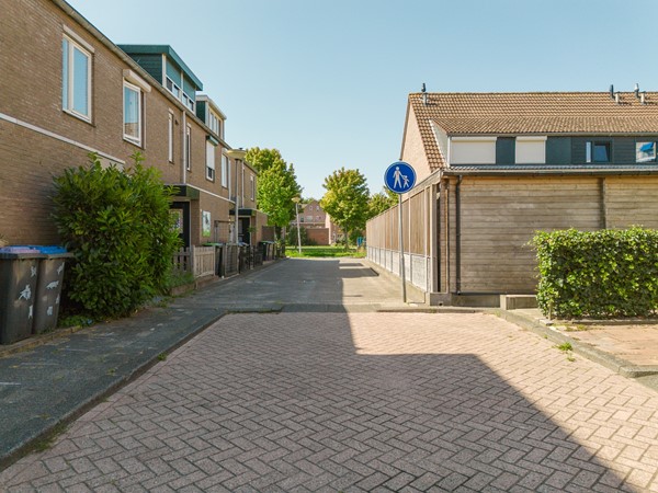 Medium property photo - Troelstrapad 11, 3201 WL Spijkenisse